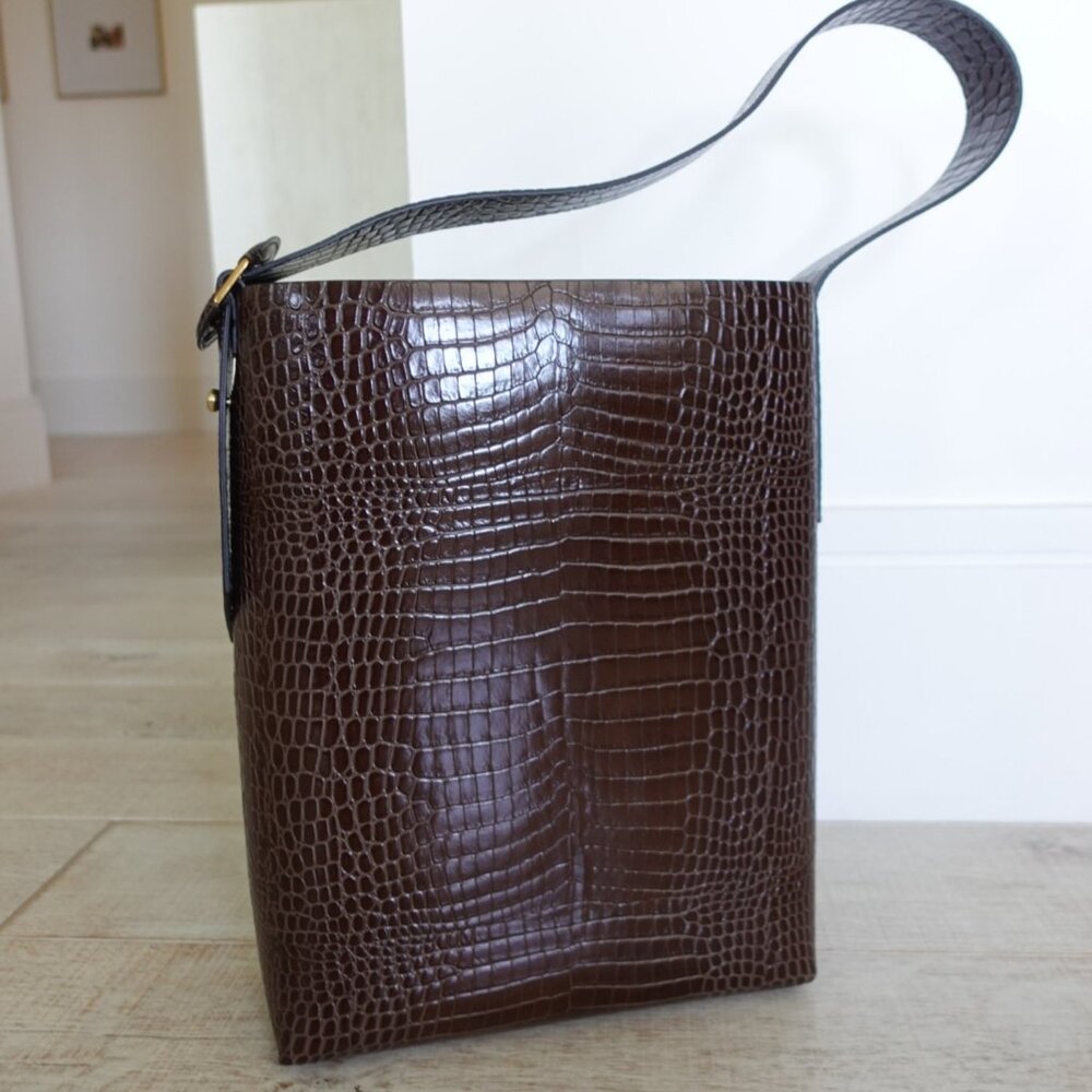 Banana Republic Oversized Vida Bag (espresso)